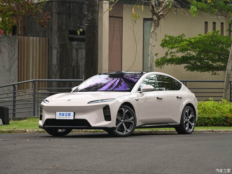 5月25日上市/智驾芯片将升级 新款蔚来ET5和新款蔚来ET5T正式亮相